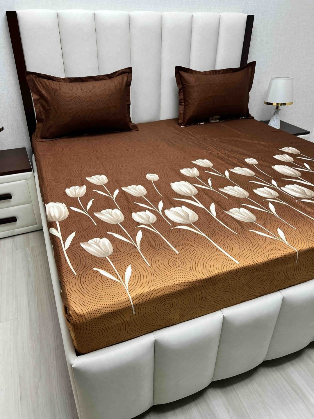 

Pure Decor Velar Sib Brown & White Floral Pure Cotton King Bedsheet Set-2.74mx2.74m