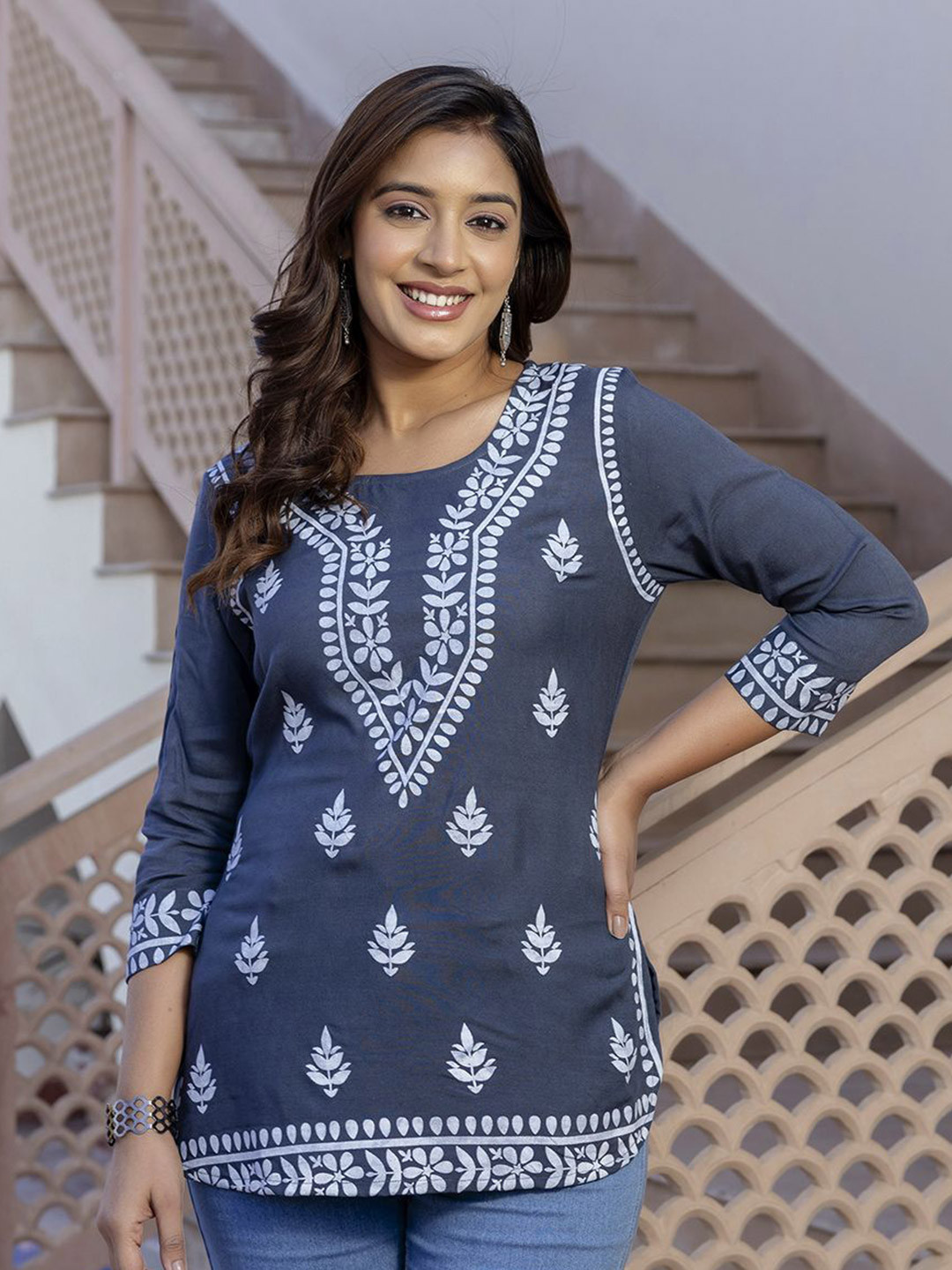 

ANNU PARIDHAN Women Floral Printed Top, Grey