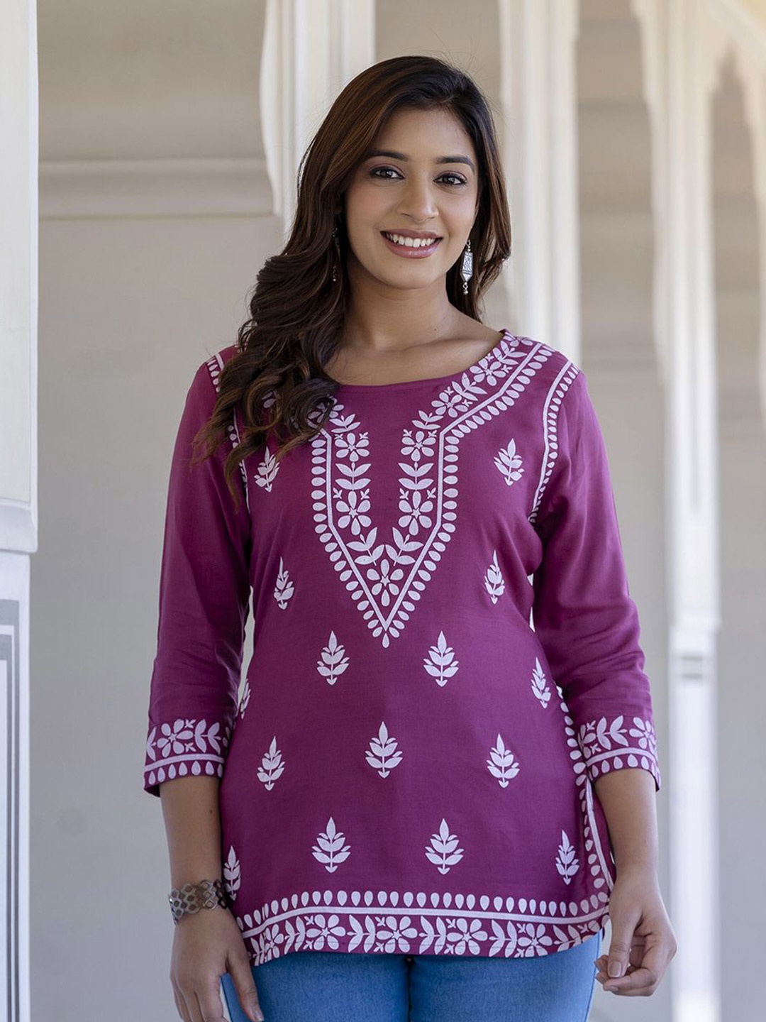 

ANNU PARIDHAN Women Floral Printed Top, Lavender