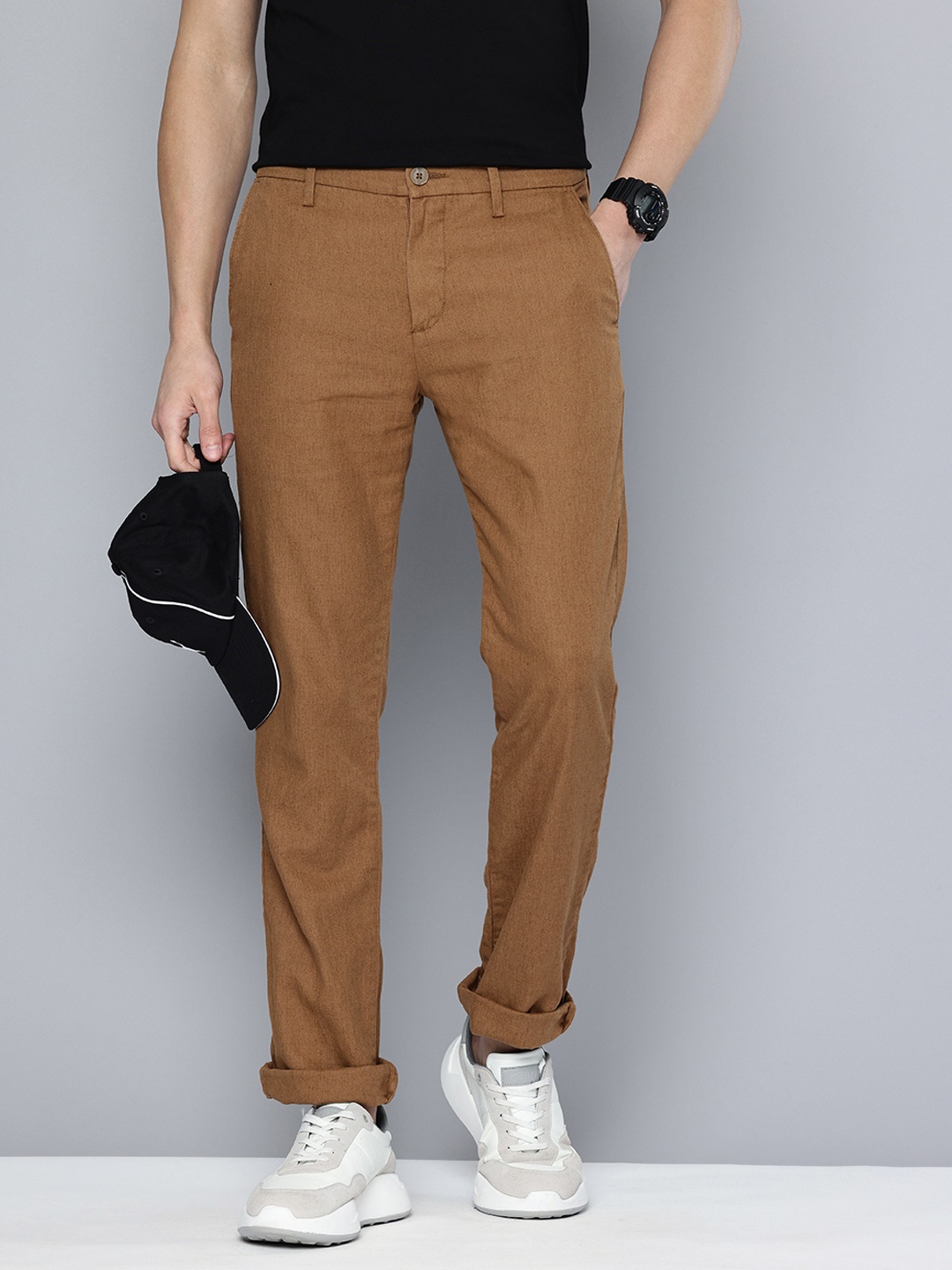 

Levis Men Slim Fit Trousers, Camel brown