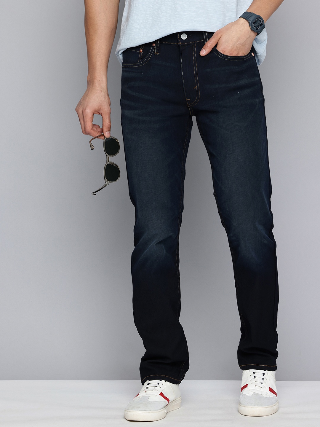 

Levis Men 511 Slim Fit Light Fade Stretchable Jeans, Navy blue