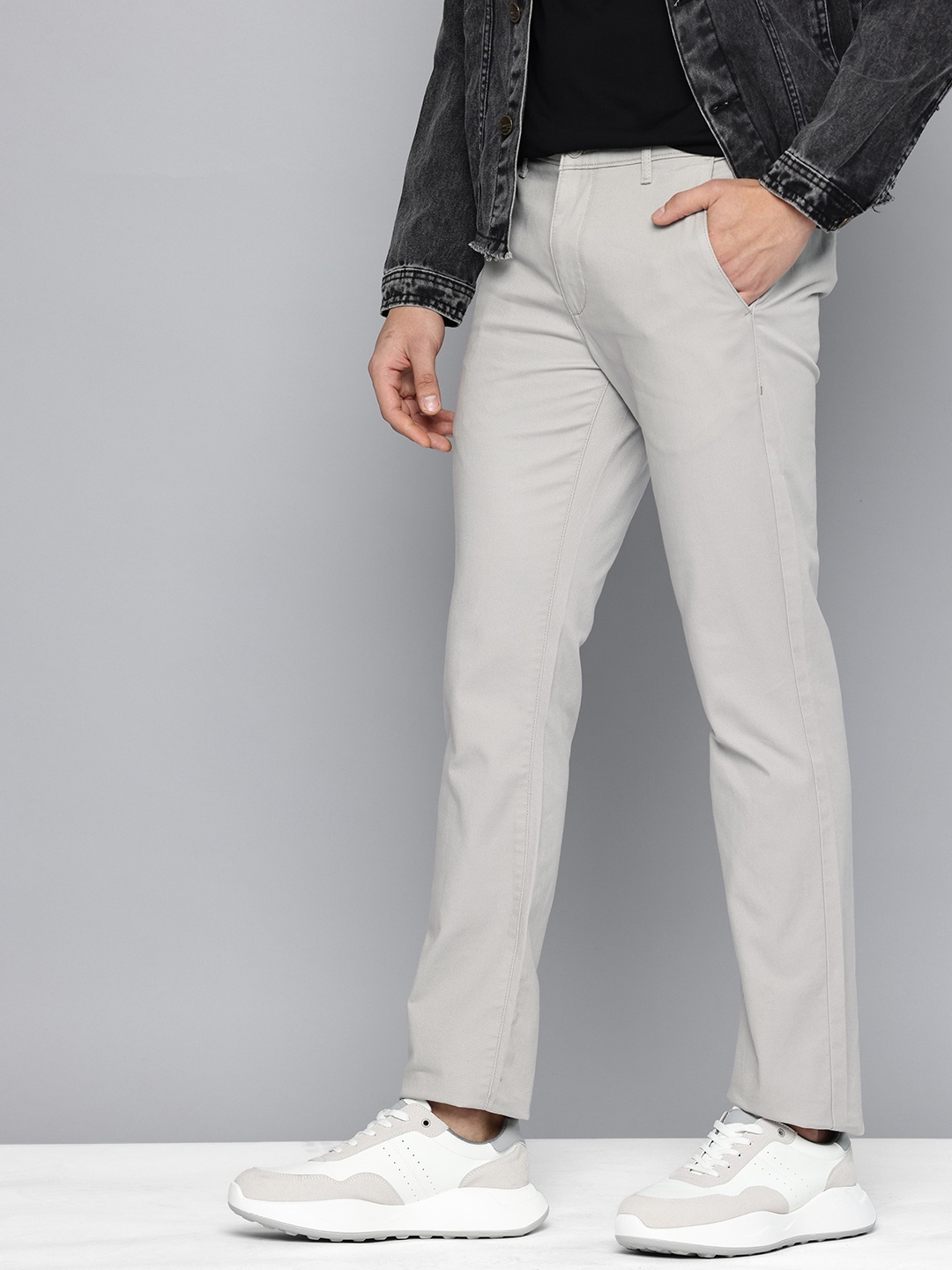 

Levis Men Slim Fit Chinos Trousers, Grey