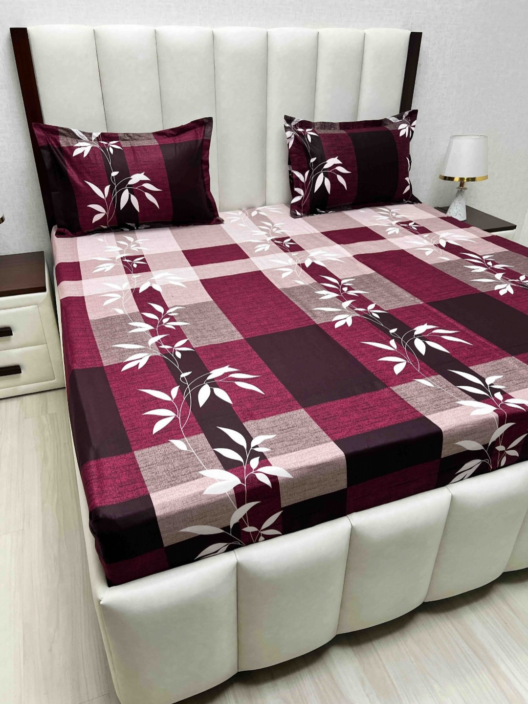 

Pure Decor Velar Sib Purple & White Floral Pure Cotton 220TC King Bedsheet Set-2.74mx2.74m