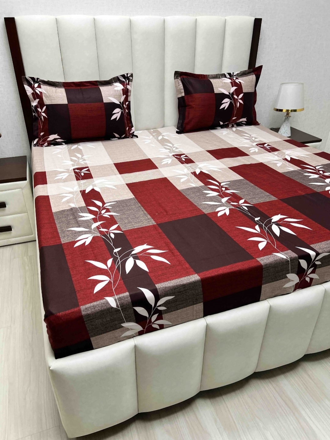 

Pure Decor Velar Sib Red & White Floral Pure Cotton 220 TC King Bedsheet Set-2.74mx2.74m