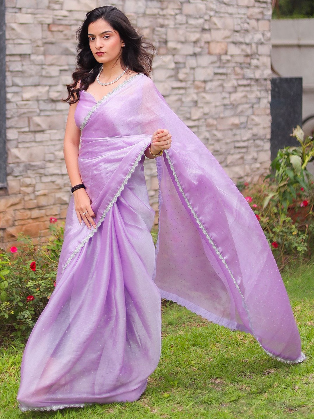 

Saree mall Embellished Aari Work Organza Sarees, Mauve