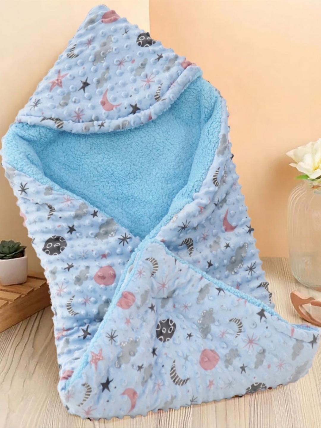 

Florida Blue Cartoon Characters Swaddler Wrapper Flannel Single Bed Blanket