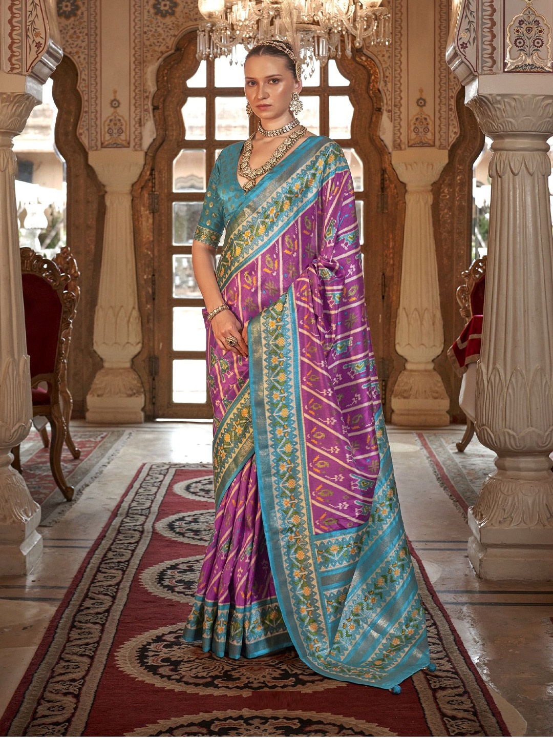 

MAHALASA Ethnic Motifs Pure Silk Patola Saree, Magenta