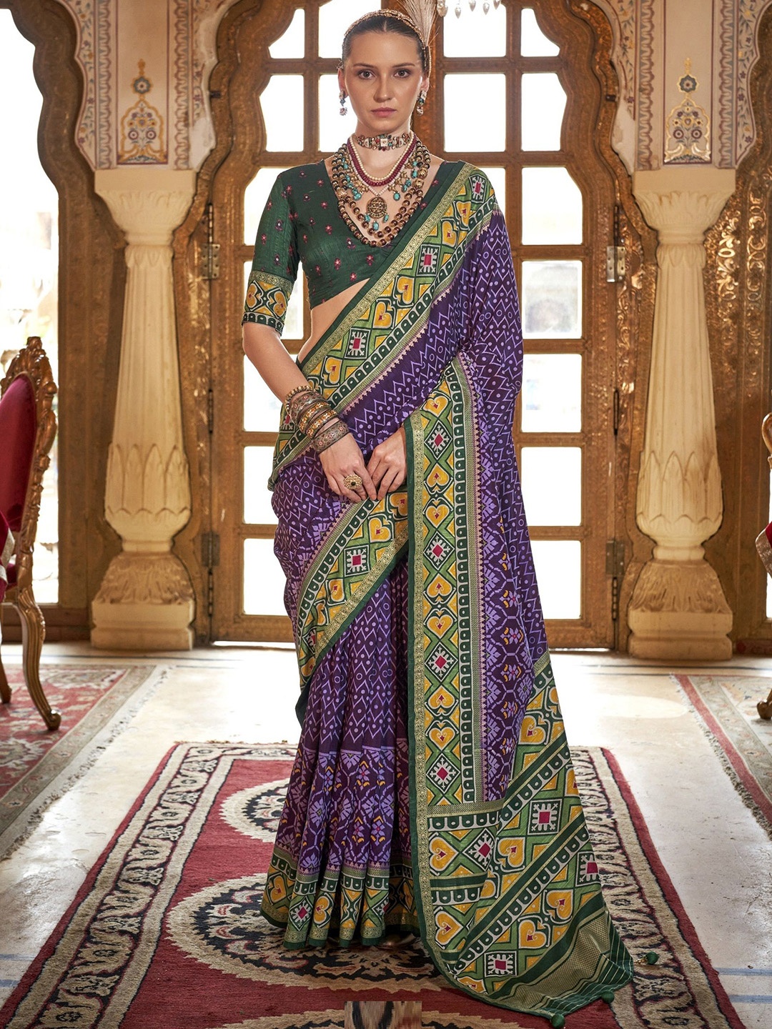 

MAHALASA Ethnic Motifs Woven Design Pure Silk Patola Saree, Purple