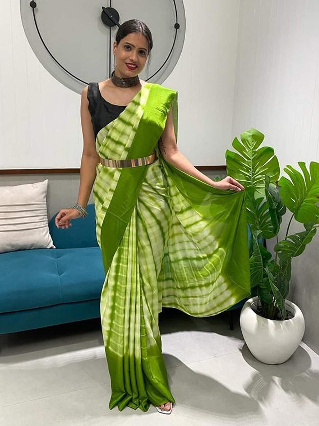 

Mitera Dyed Pure Crepe Ready to Wear Saree, Green