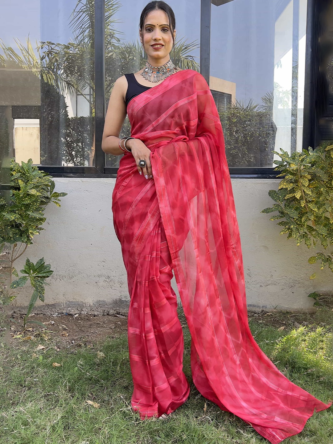 

Mitera Striped Pure Georgette Ready to Wear Saree, Pink