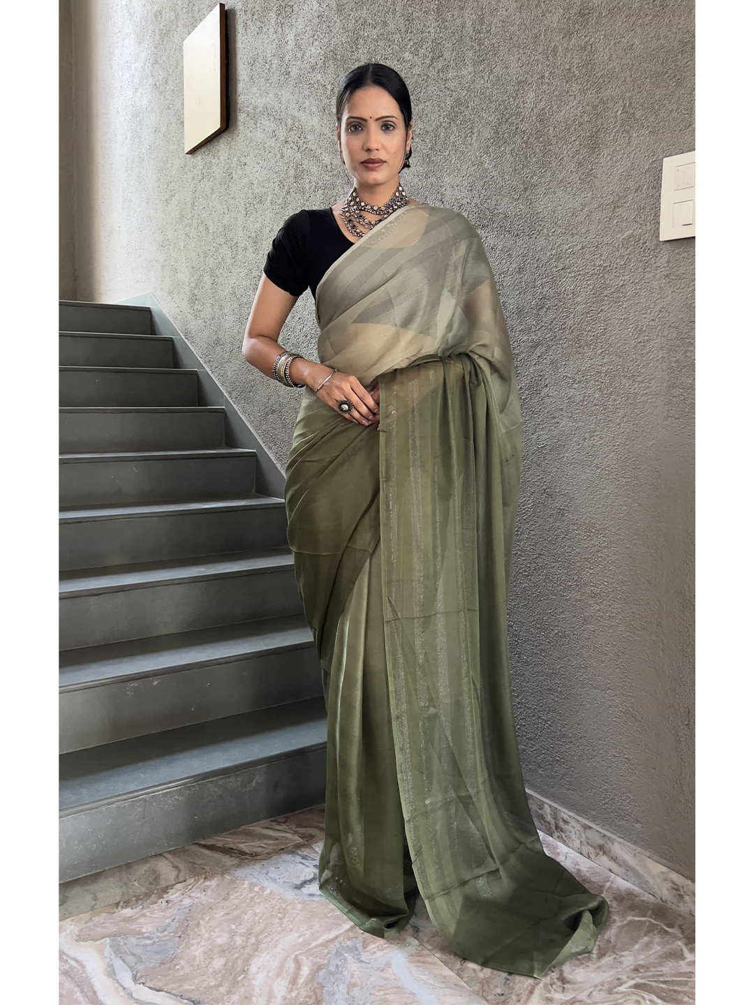 

Mitera Ombre Pure Chiffon Ready to Wear Saree, Green