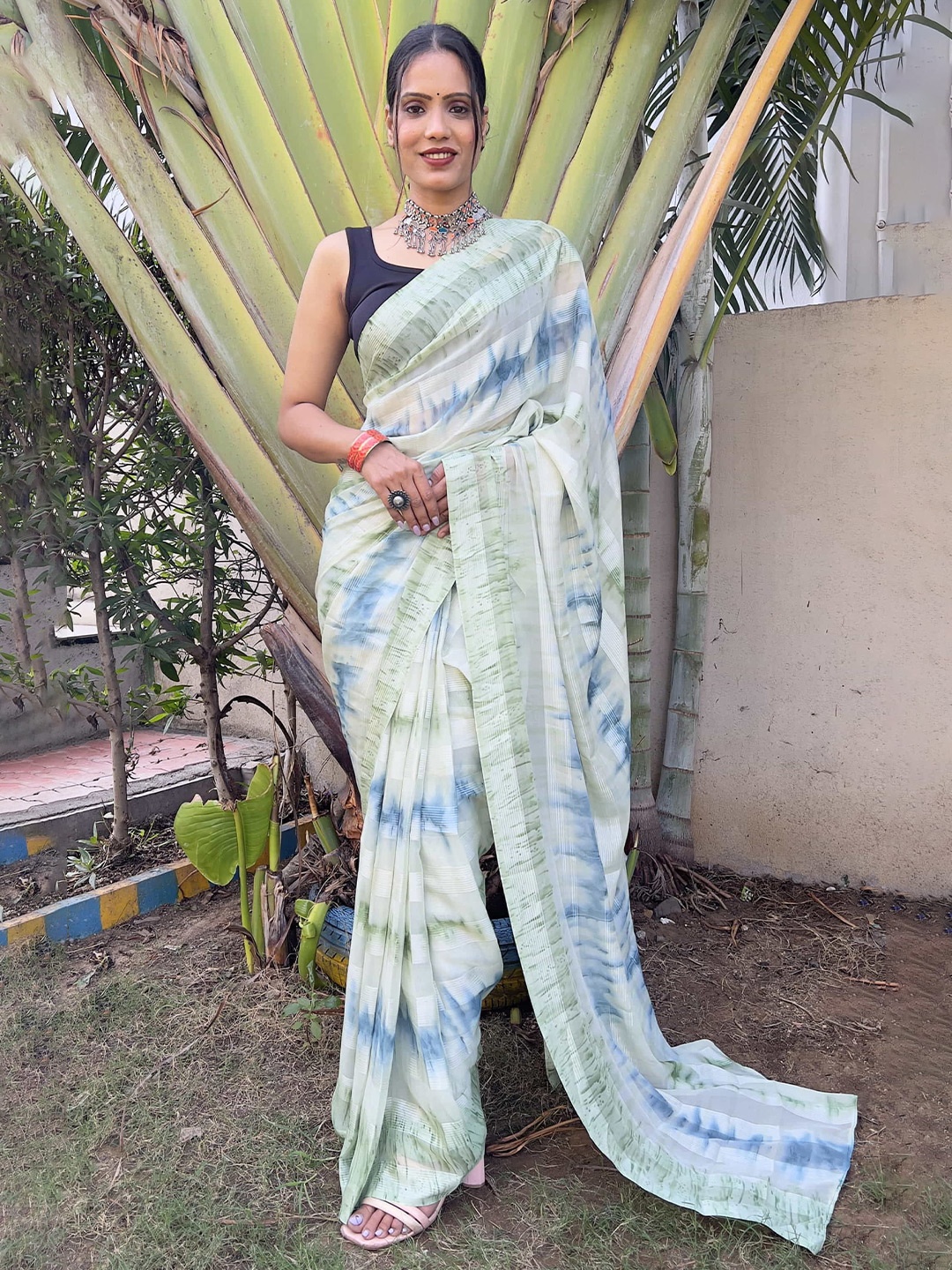 

Mitera Tie and Dye Pure Chiffon Ready to Wear Saree, Blue