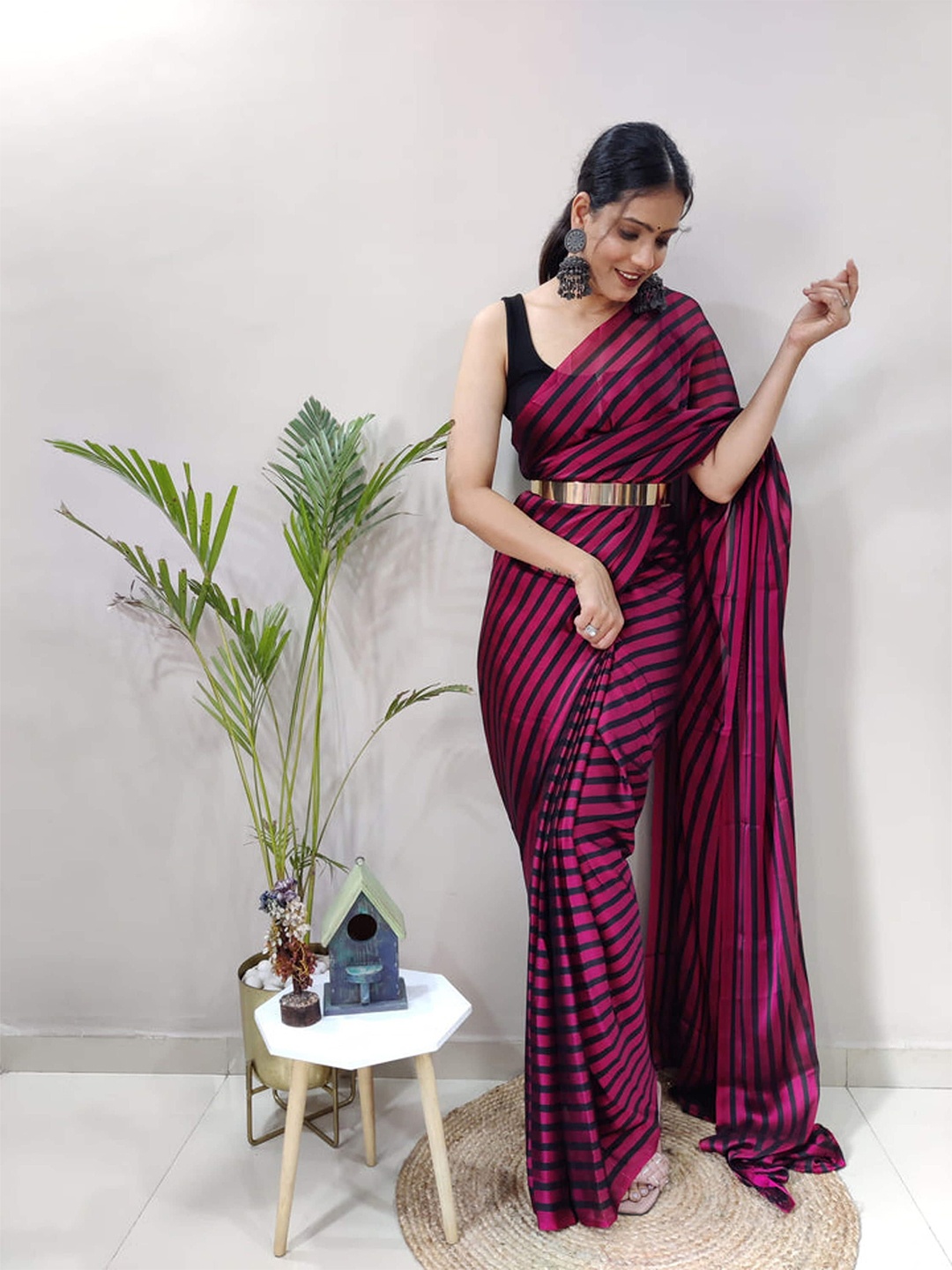 

Mitera Striped Ready to Wear Saree, Pink