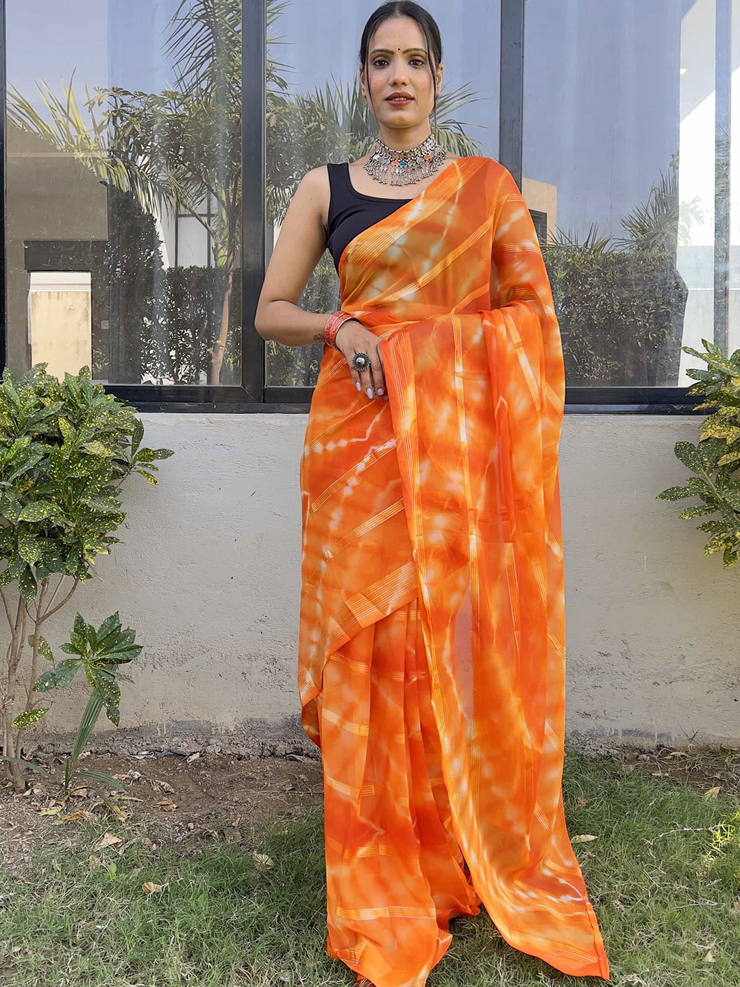 

Mitera Tie and Dye Pure Georgette Ready to Wear Saree, Orange
