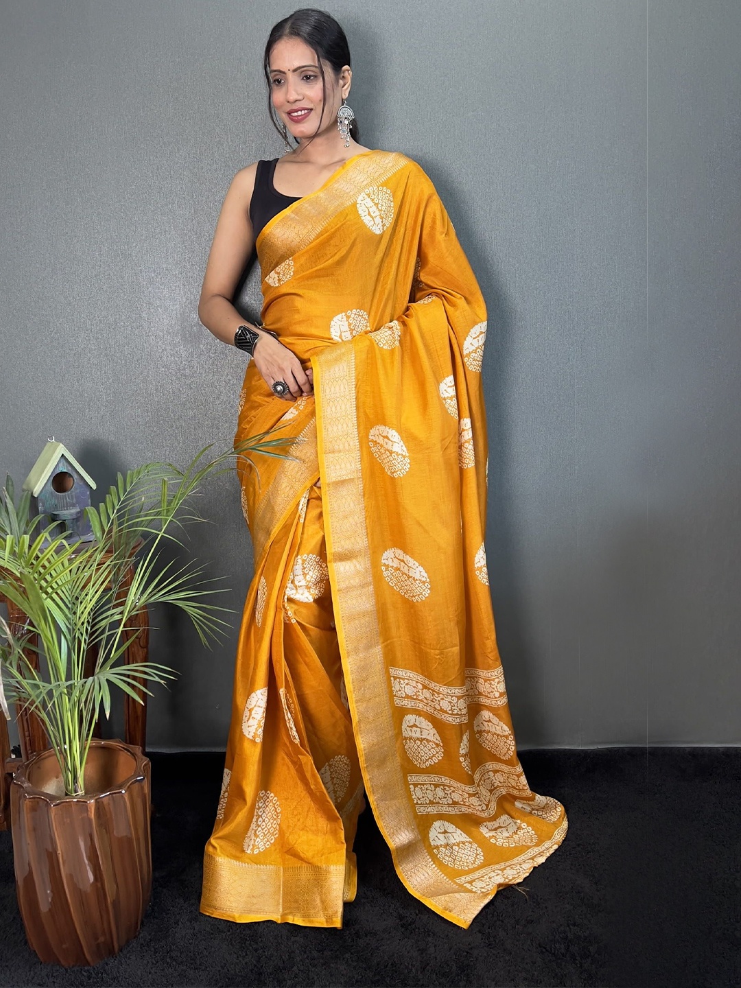 

Mitera Ethnic Motifs Woven Design Zari Pure Silk Ready to Wear Banarasi Saree, Yellow