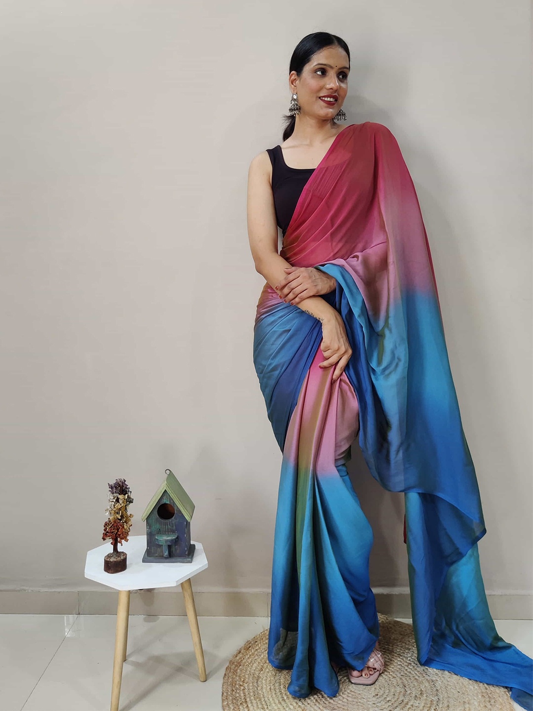 

Mitera Ombre Ready to Wear Saree, Pink