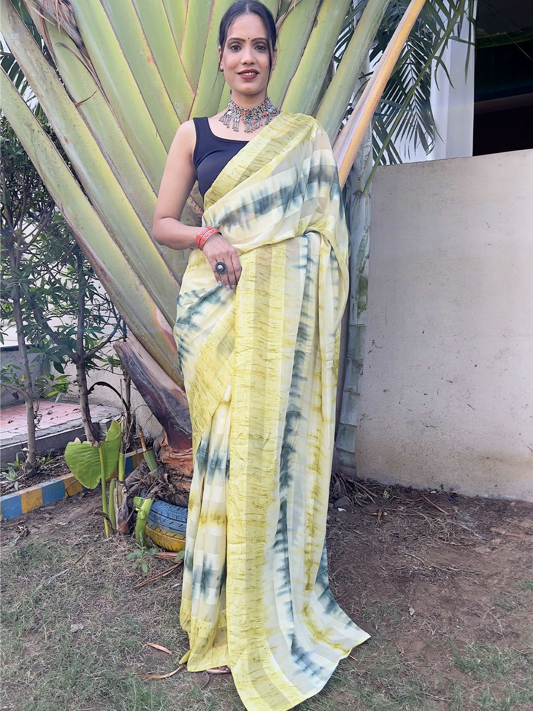 

Mitera Tie and Dye Pure Chiffon Ready to Wear Saree, Yellow