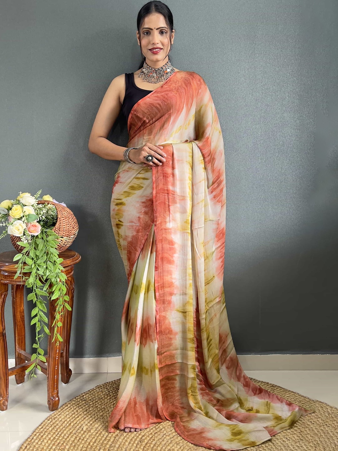 

Mitera Tie and Dye Pure Chiffon Ready to Wear Saree, Red