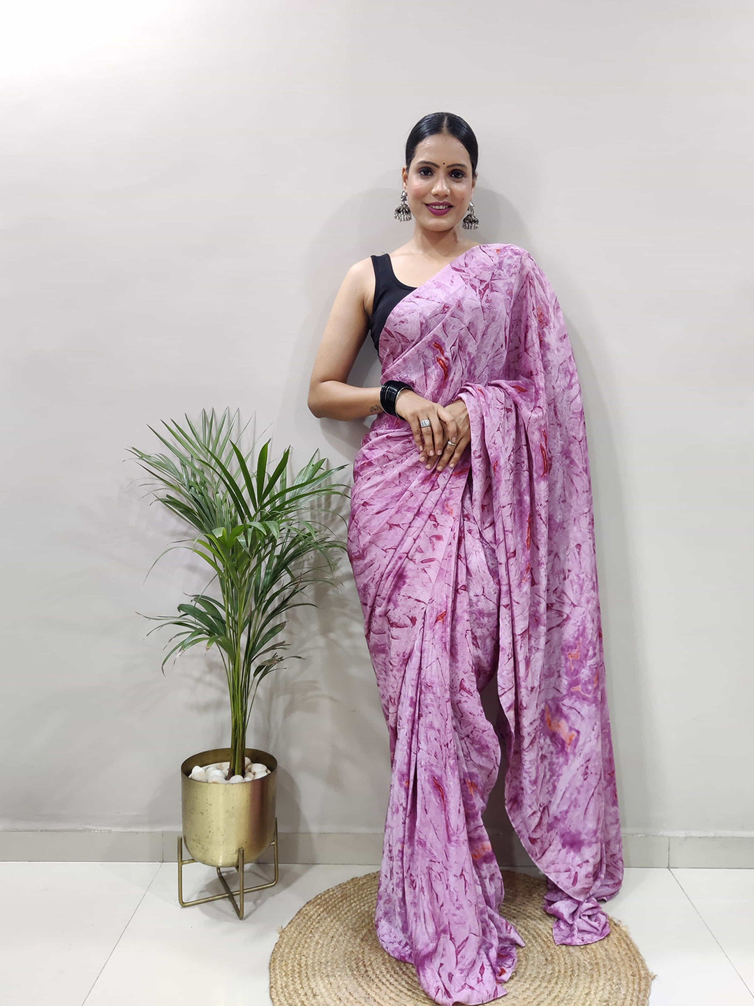 

Mitera Printed Pure Georgette Ready to Wear Saree, Purple