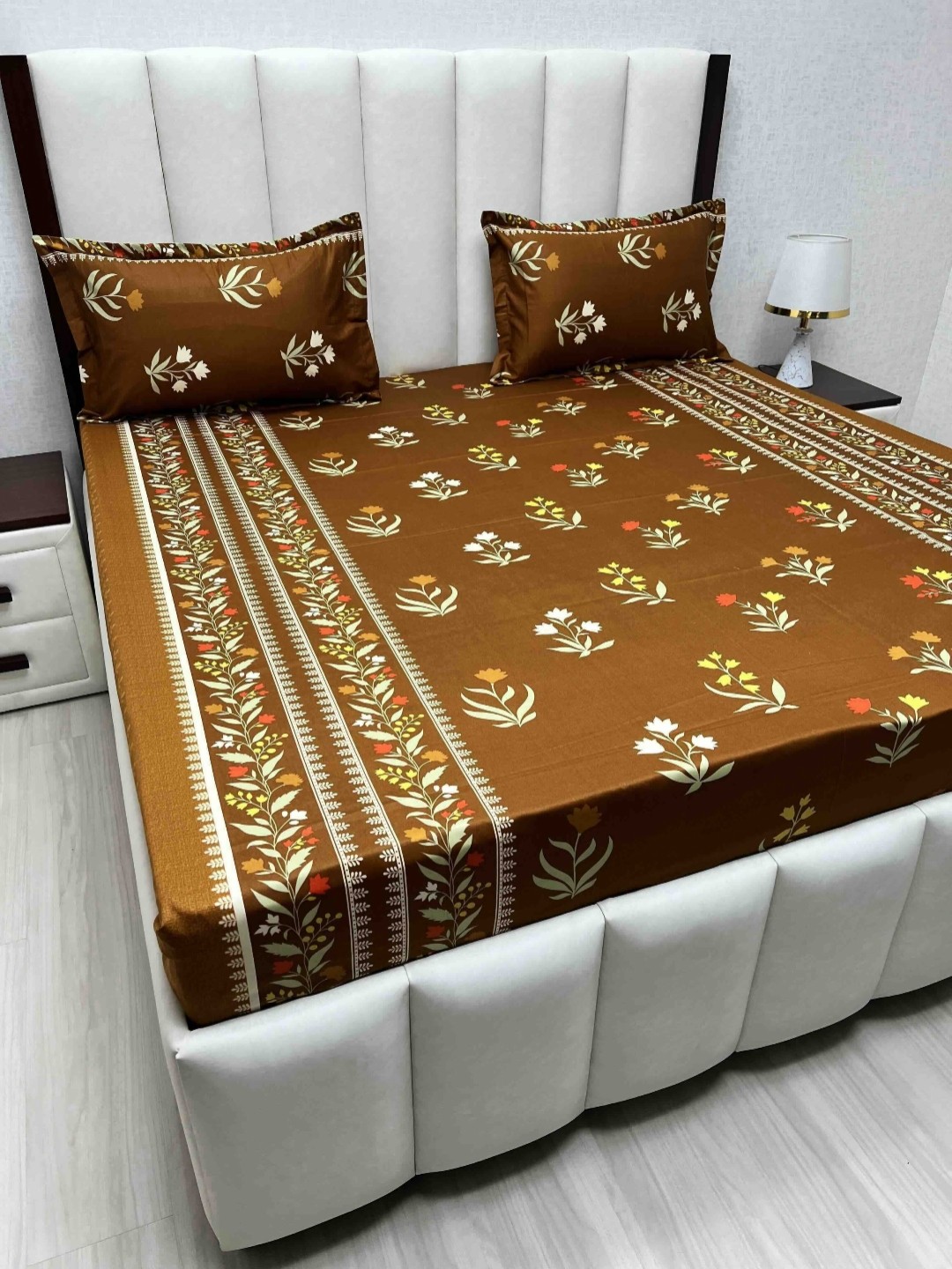 

Pure Decor Passion Fur Brown & White Floral Cotton 300 TC Queen Bedsheet Set-2.28mx2.54m