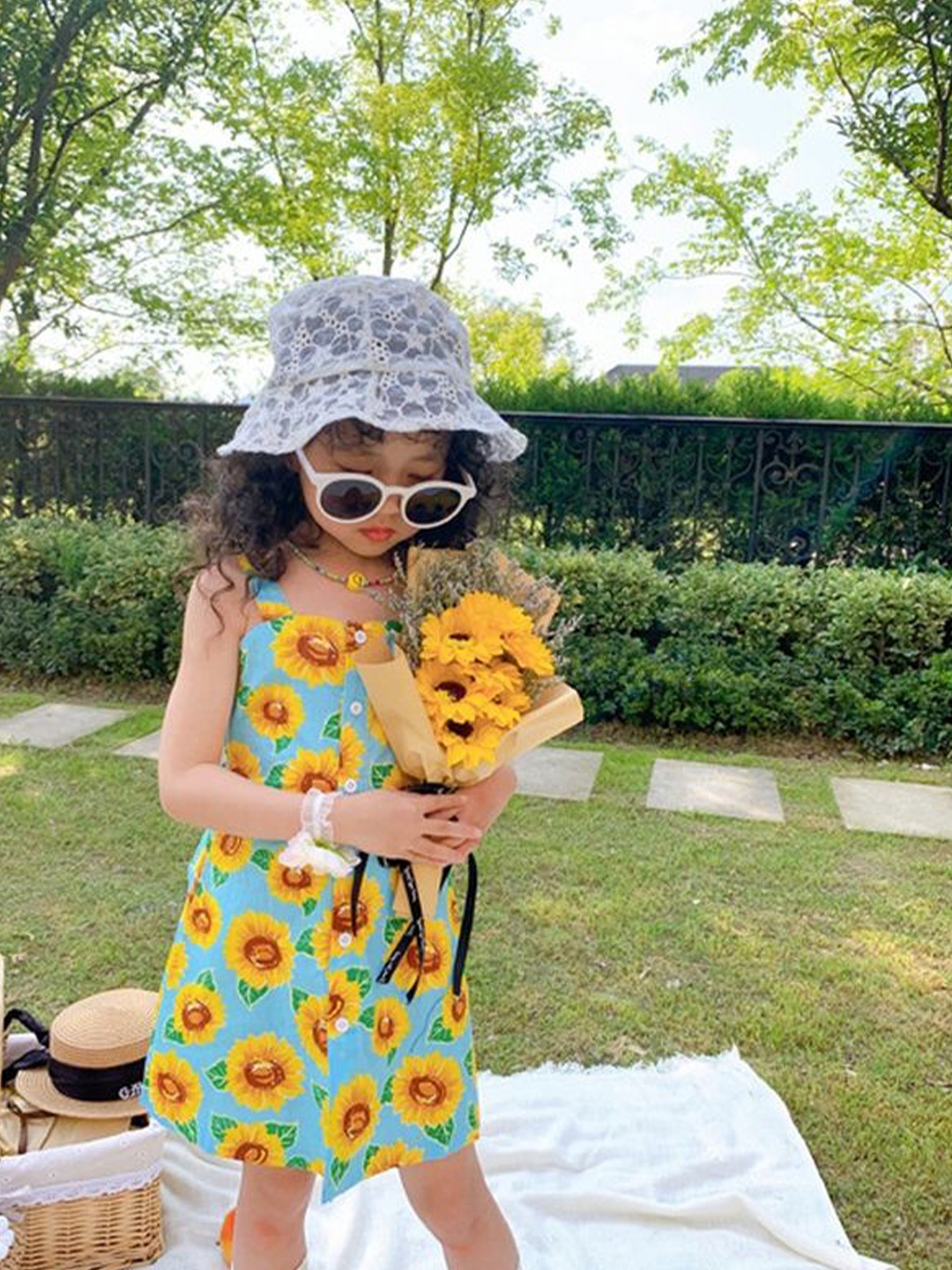 

LULU & SKY Girls Floral Print Flutter Sleeve A-Line Dress, Multi