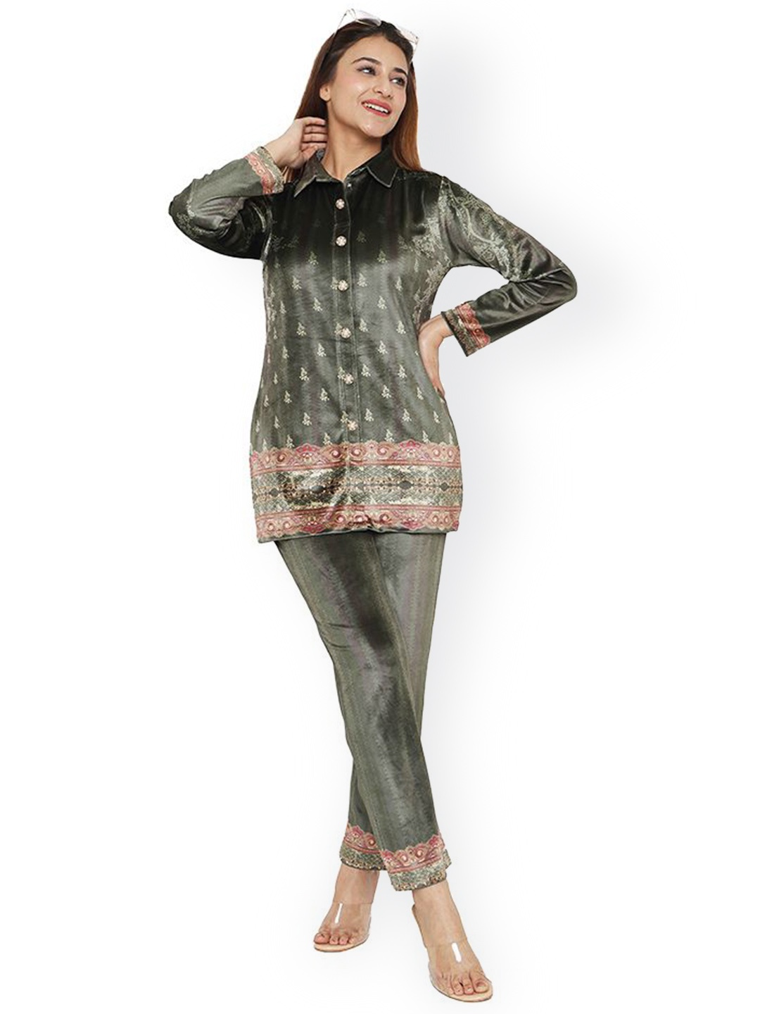 

TWENTY ME Self Design Shirt Collar Long Sleeves Shirt With Trouser, Green