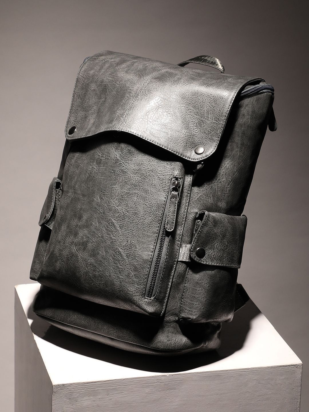 

French Accent Men Textured Backpack, Grey