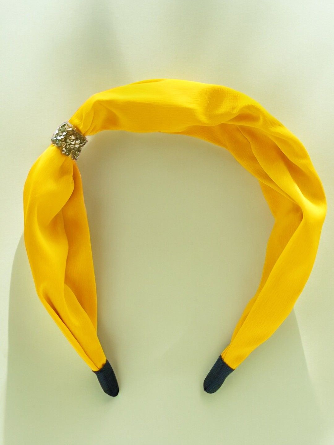 

DressBerry Women Western Embellished Hairband, Yellow