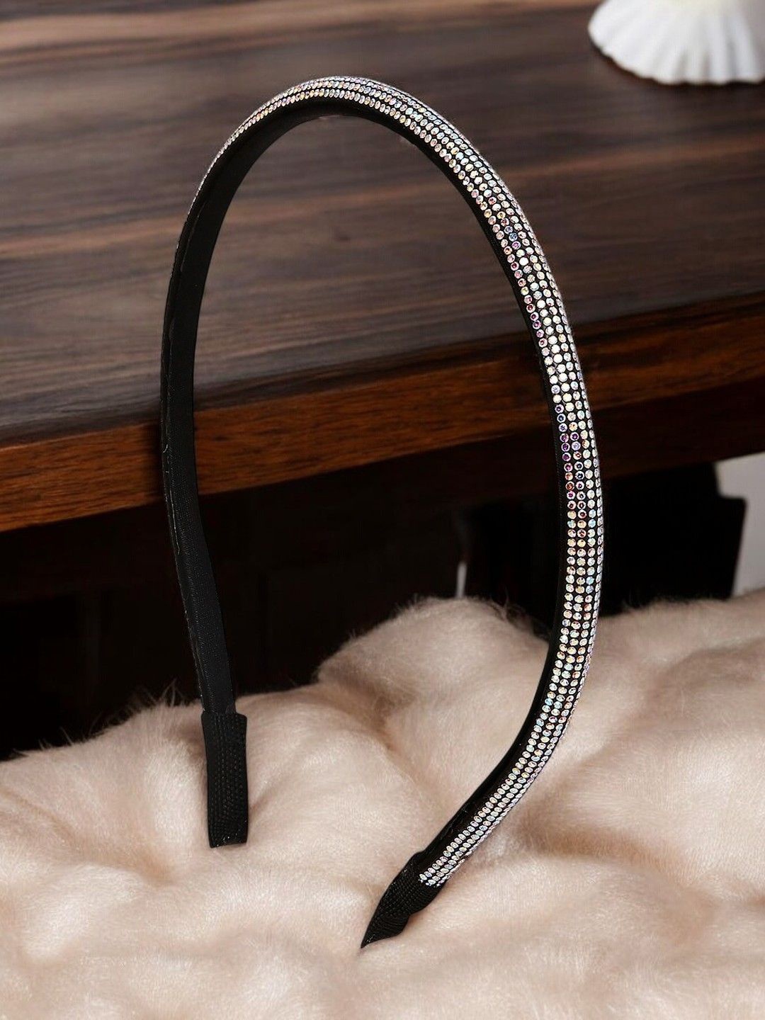 

DressBerry Women Embellished Hairband, Black