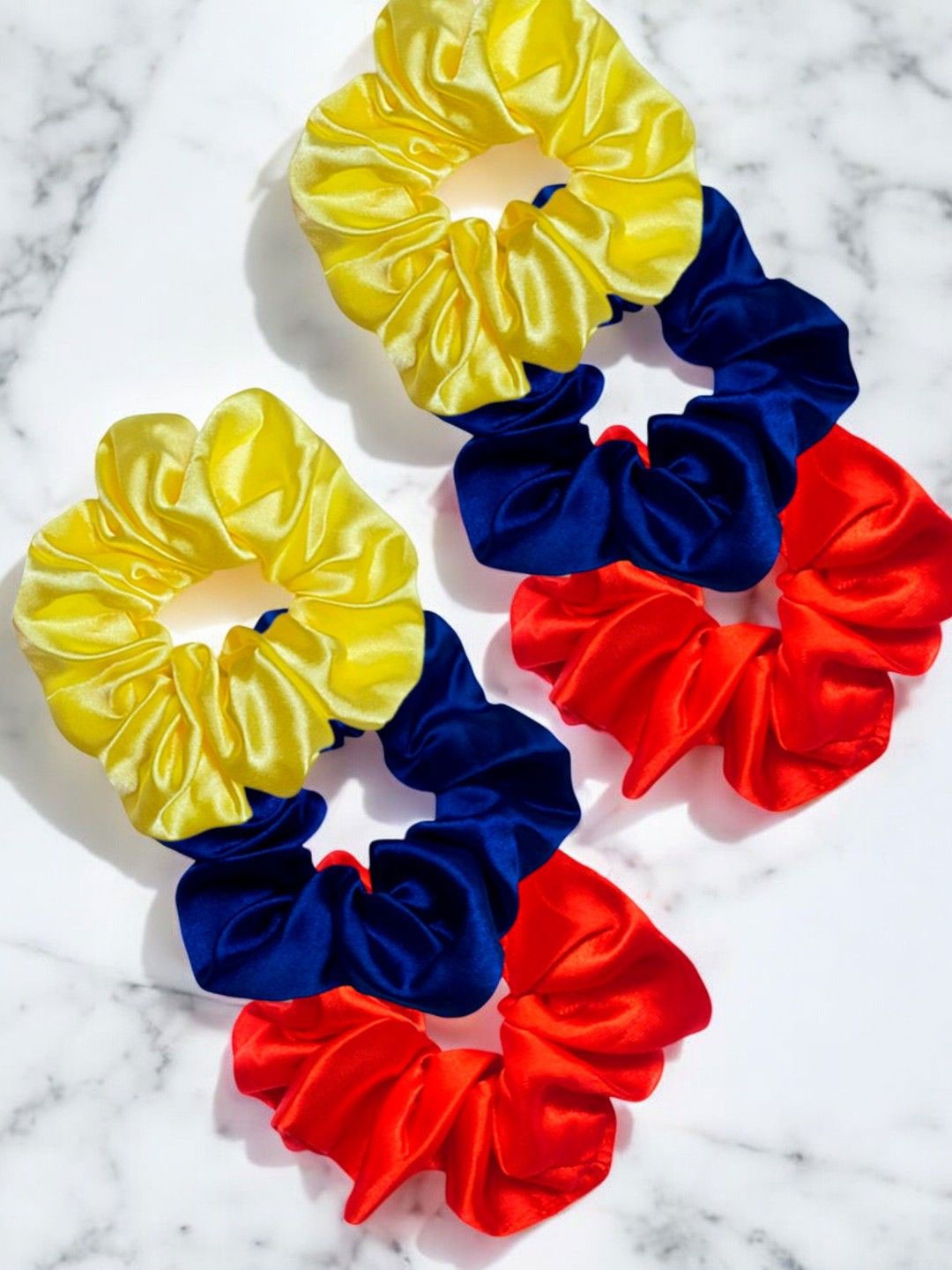 

DressBerry Women Set Of 6 Embellished Ponytail Holders, Blue