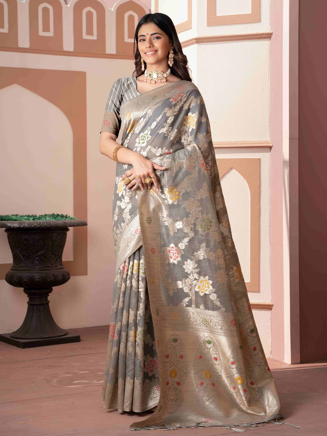 

HEER FASHION Woven Design Zari Organza Banarasi Saree, Grey