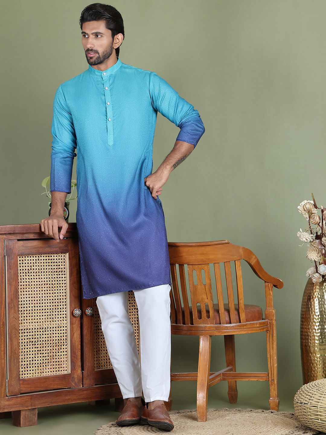 

Jompers Ombre Dyed Sequinned Band Collar Straight Kurta With Pyjama, Blue