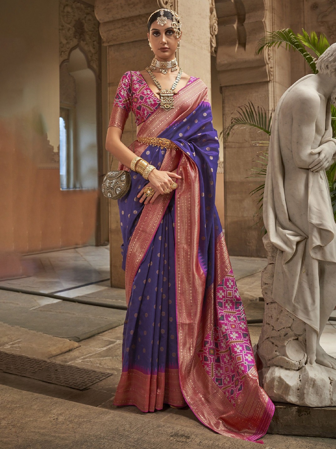 

MAHALASA Ethnic Motifs Woven Design Zari Pure Silk Patola Saree, Purple