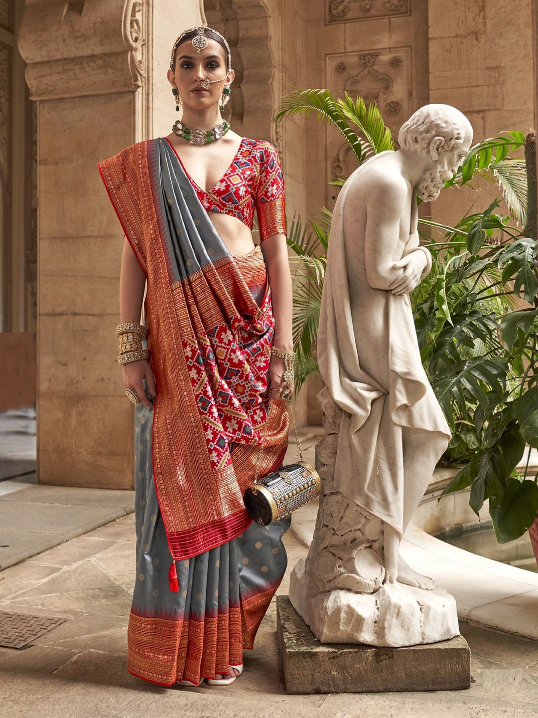 

MAHALASA Ethnic Motifs Woven Design Zari Pure Silk Patola Saree, Grey