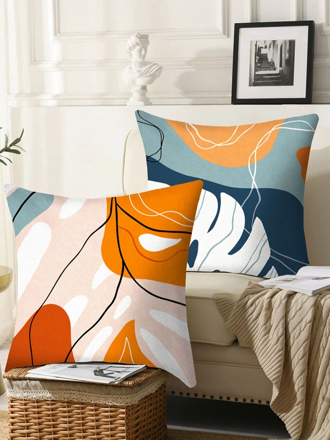 

AEROHAVEN White & Blue 2 Pieces Abstract Printed Velvet Square Cushion Covers