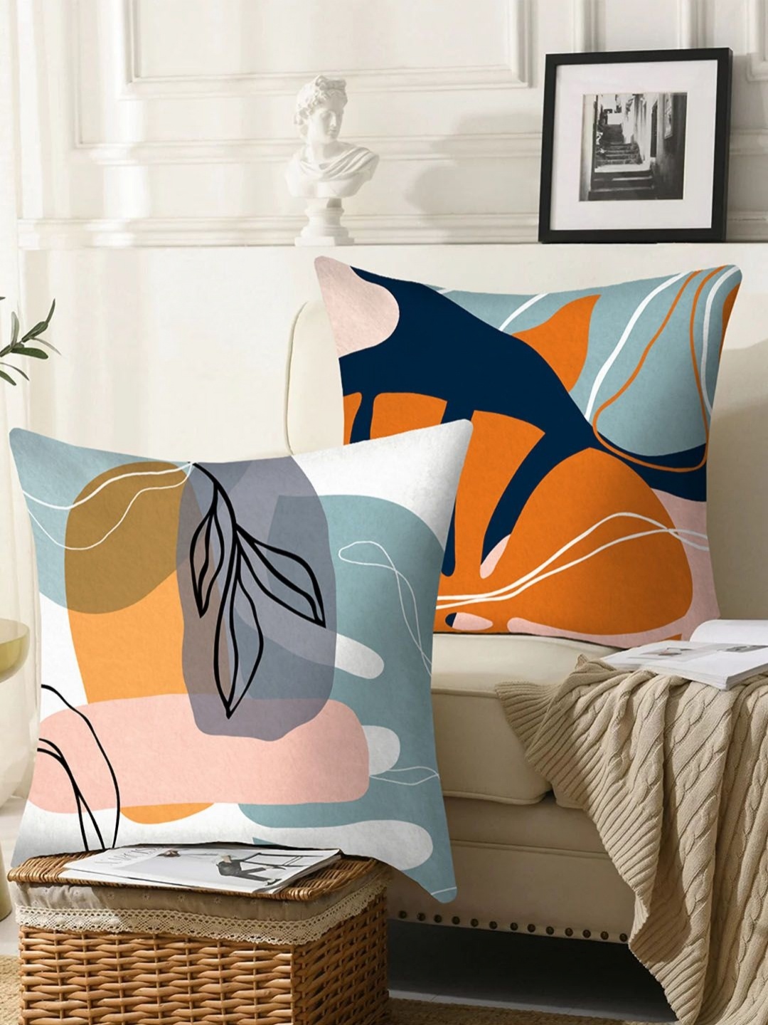 

AEROHAVEN White & Mustard 2 Pcs Abstract Printed Velvet Square Cushion Covers