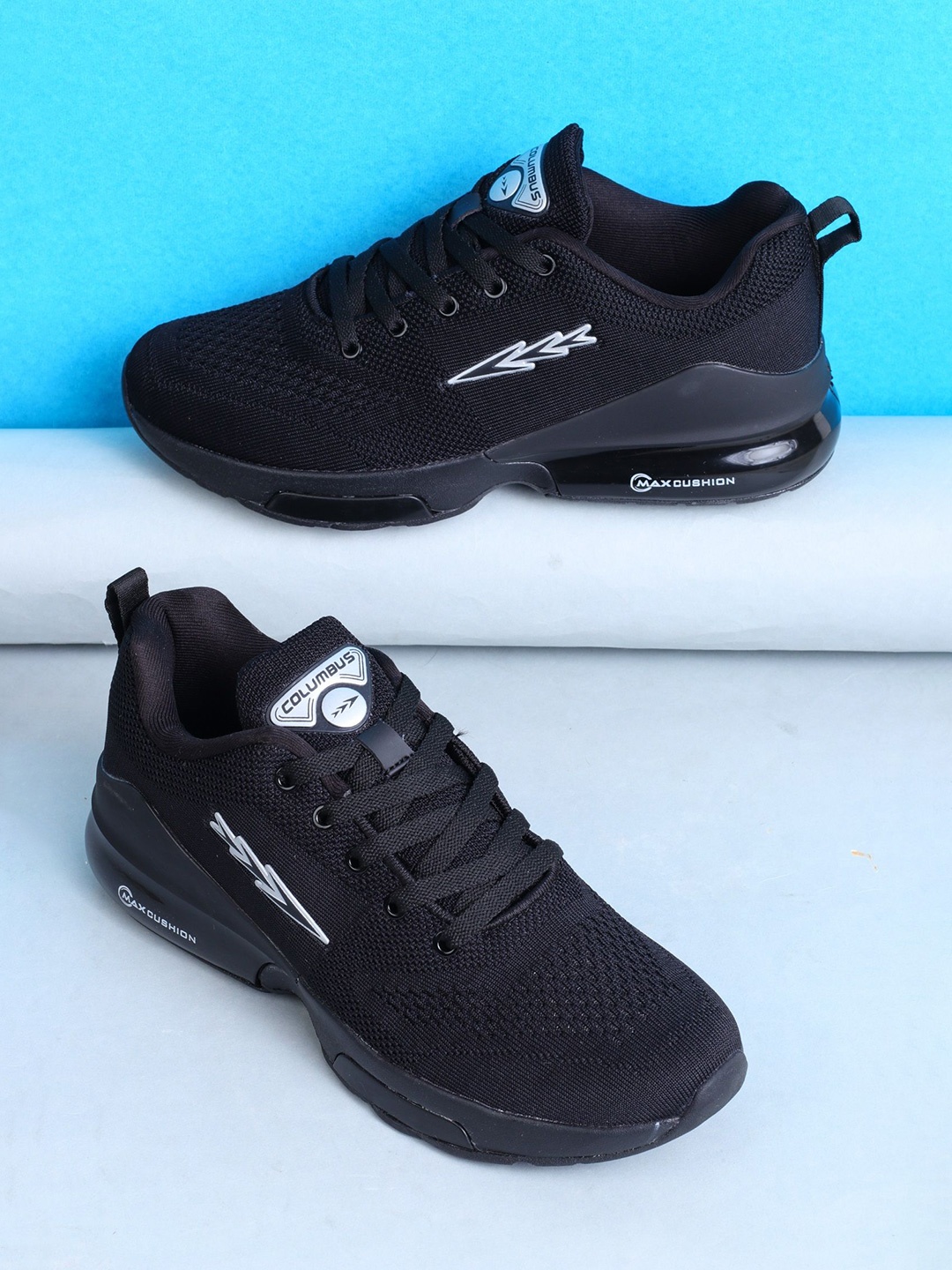 

Columbus Men Mesh Running Non-Marking Shoes, Black