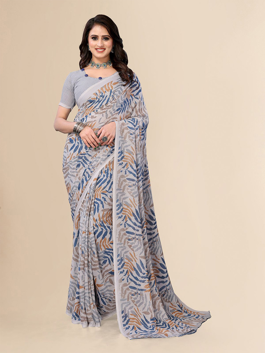 

Moda Rapido Floral Printed Daily Wear Saree, Grey
