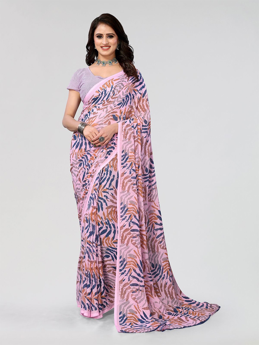 

Moda Rapido Floral Printed Saree With Blouse Piece, Pink