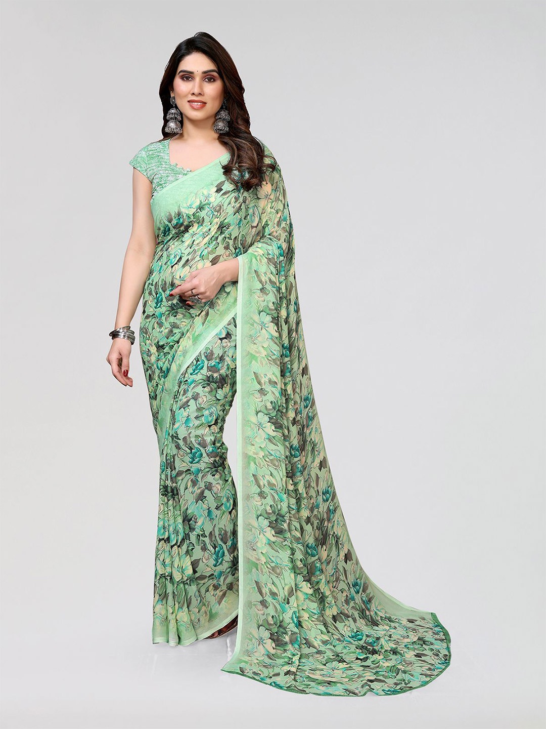 

Moda Rapido Floral Printed Saree, Green