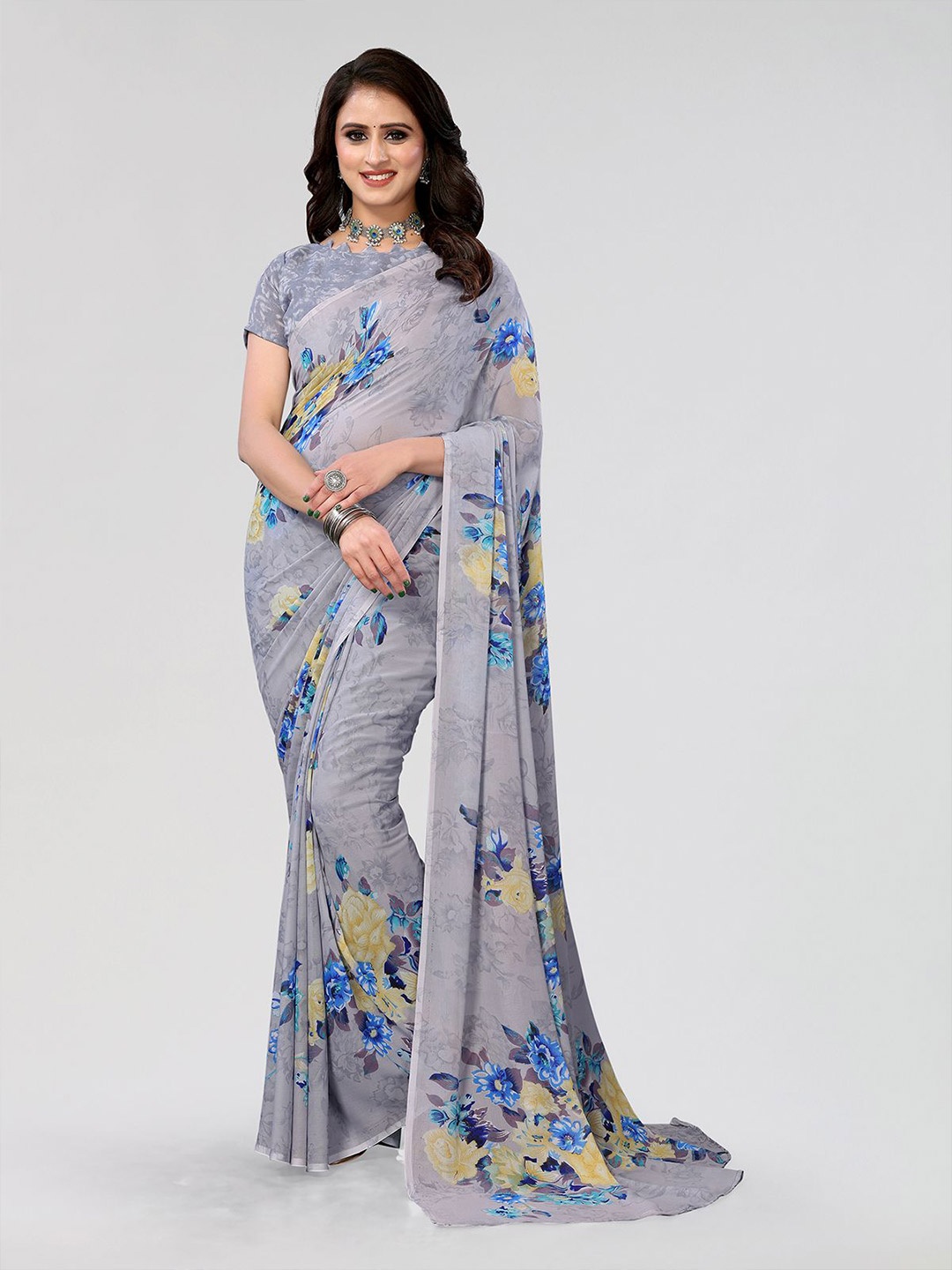 

Moda Rapido Floral Printed Saree, Grey