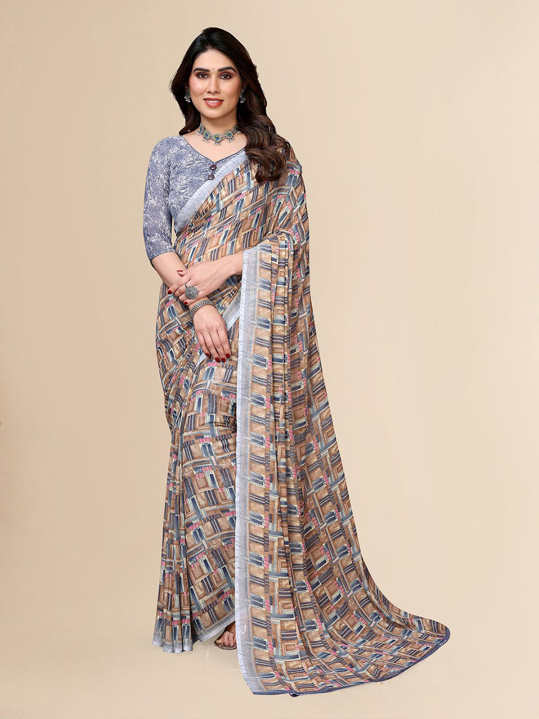 

Moda Rapido Printed Daily Wear Saree, Grey