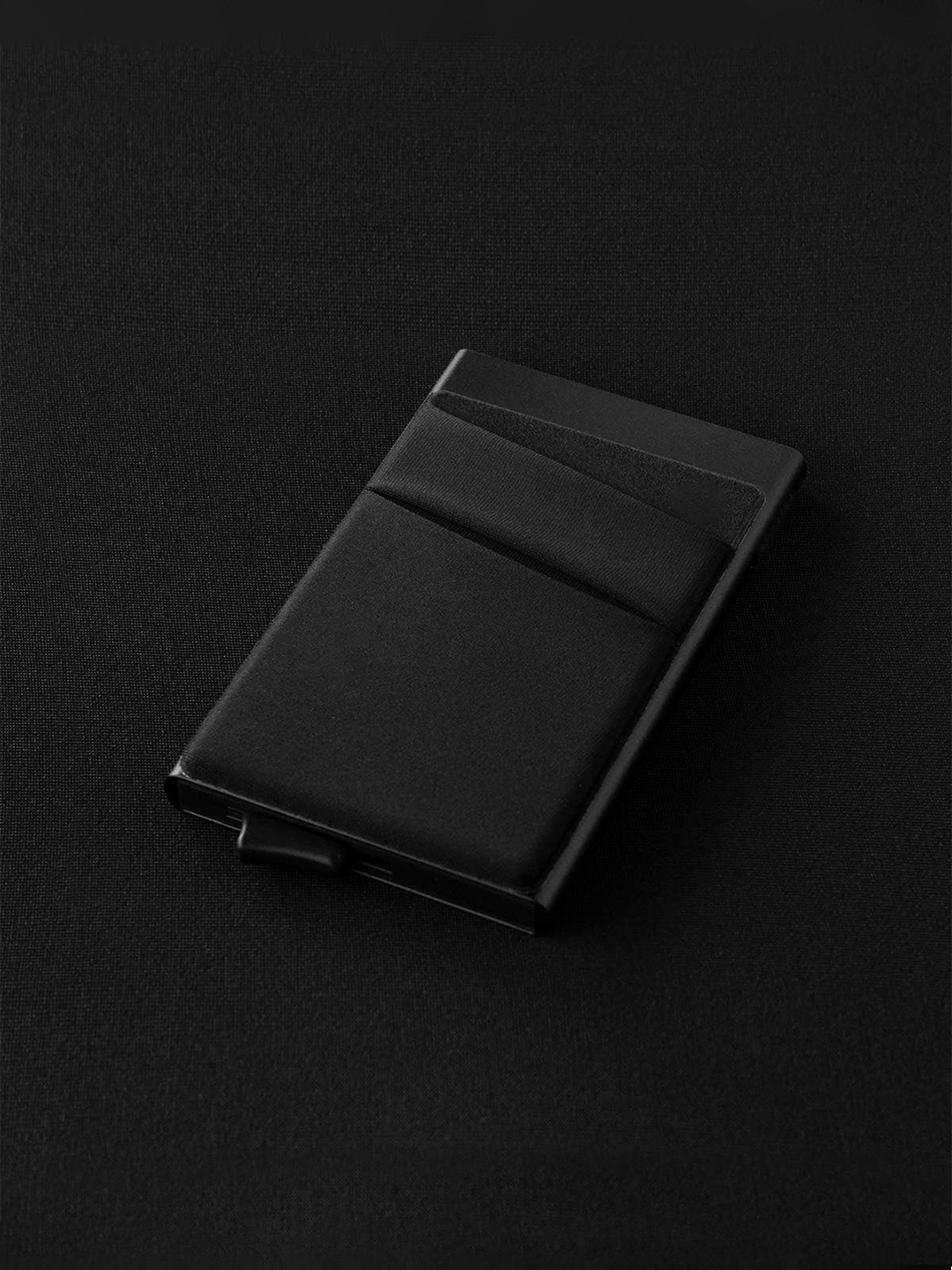 

VOGARD Unisex Card Holder, Black