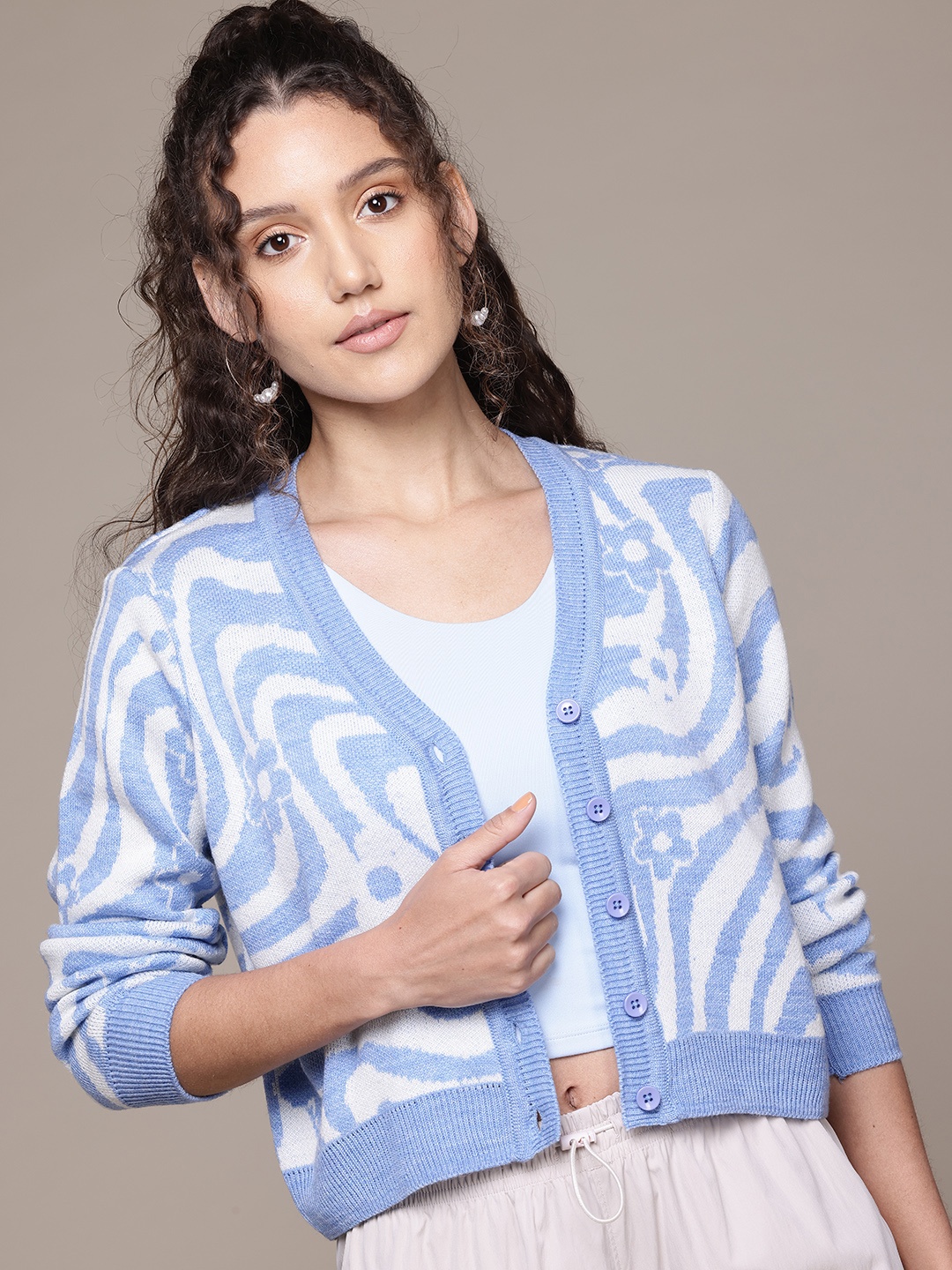 

The Roadster Lifestyle Co. Floral Printed Crop Cardigan, Turquoise blue