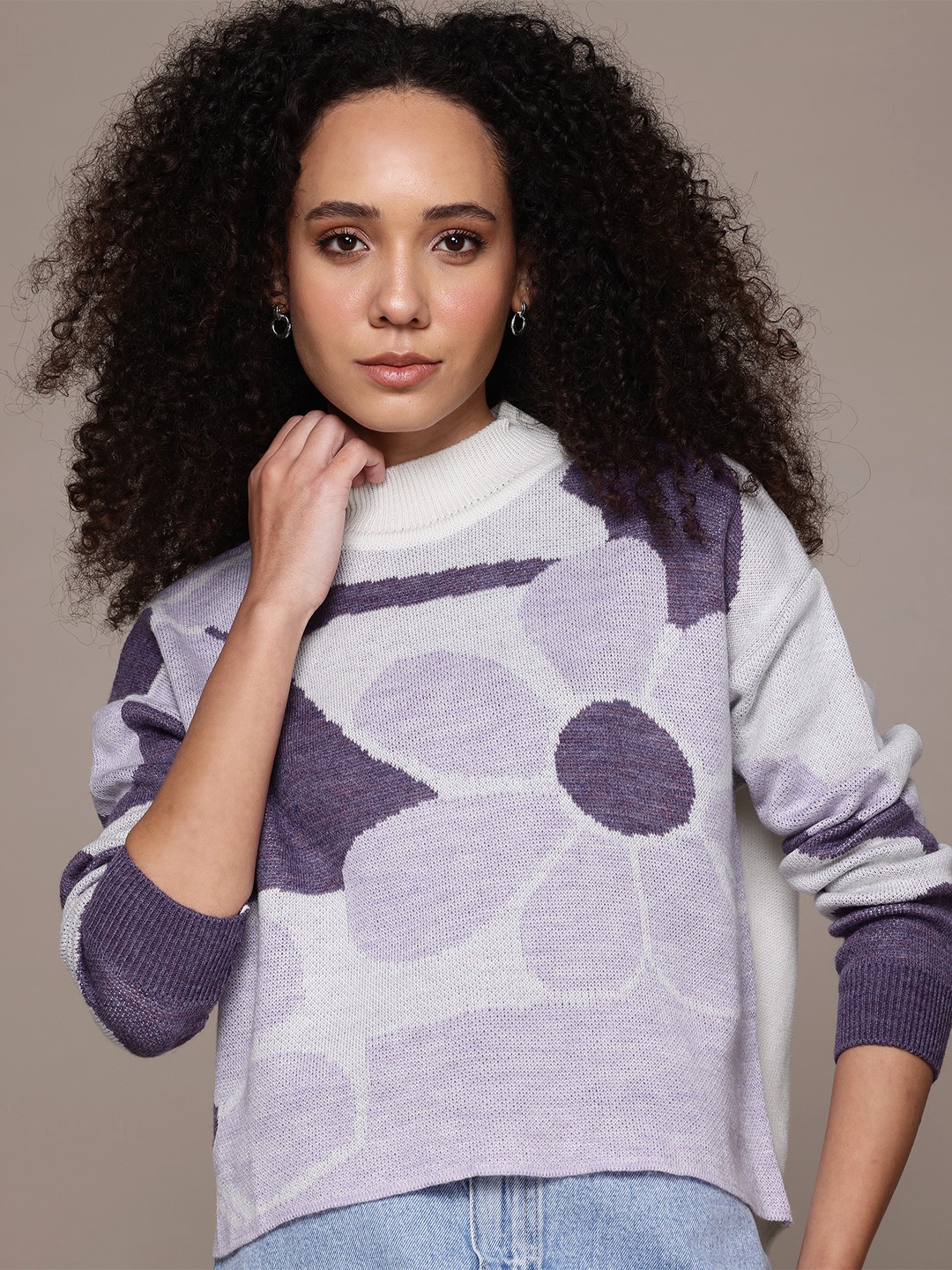 

The Roadster Lifestyle Co. Floral Printed Pullover, Violet