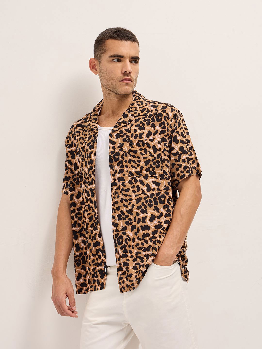 

THE BEAR HOUSE Men Relaxed Fit Cuban Collar Animal Printed Casual Shirt, Tan