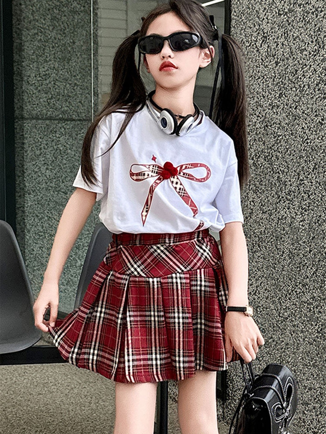 

LULU & SKY Girls Printed Round Neck T-Shirt With Skirt, White
