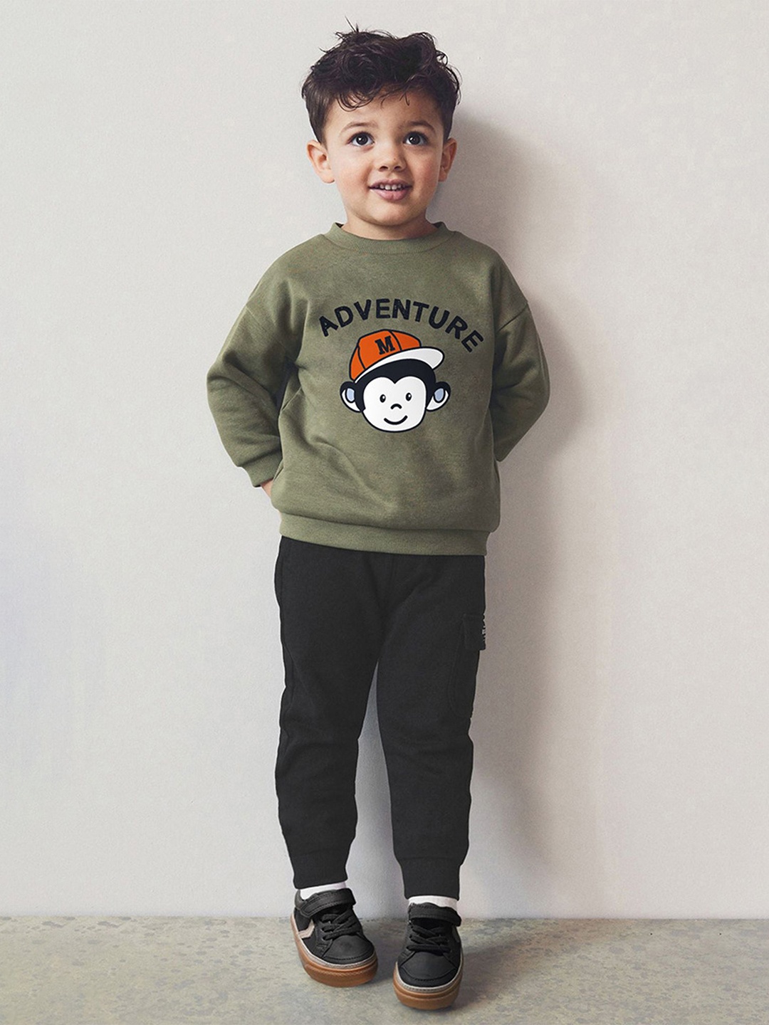 

LULU & SKY Boys Printed Long Sleeves Pure Cotton Sweatshirt And Joggers, Green