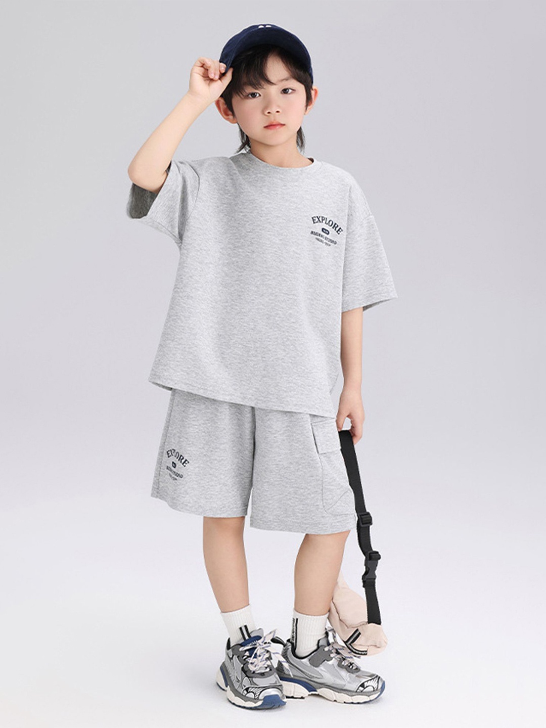

LULU & SKY Boys Round Neck T-Shirt With Shorts, Grey