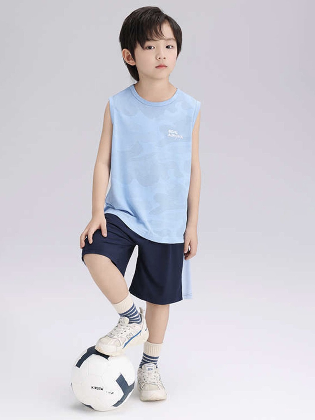 

LULU & SKY Boys Round Neck Top with Shorts, Blue